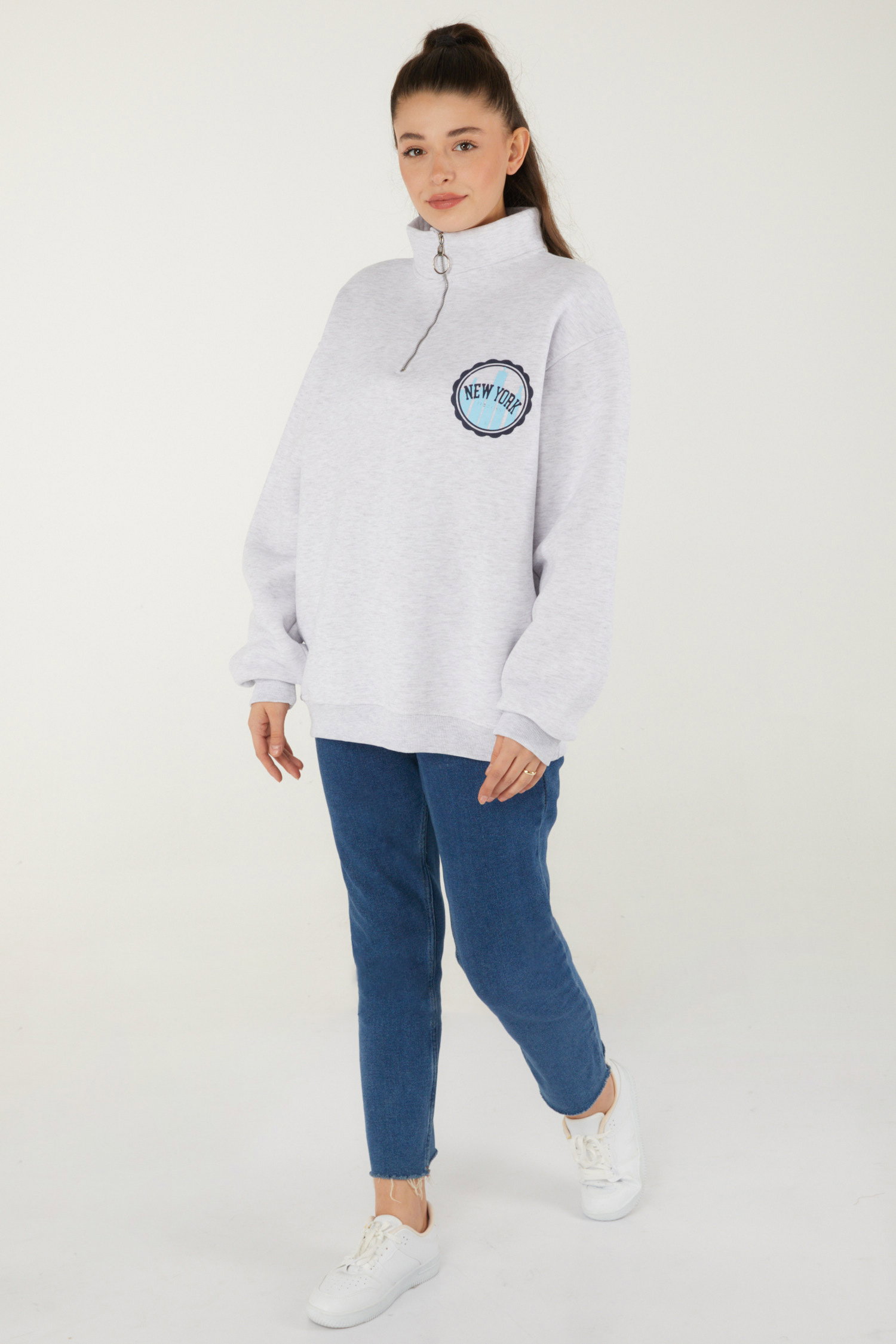 Düz Yarım Balıkçı Yaka Kadın Gri Baskılı Sweatshirt - 26518 - 5