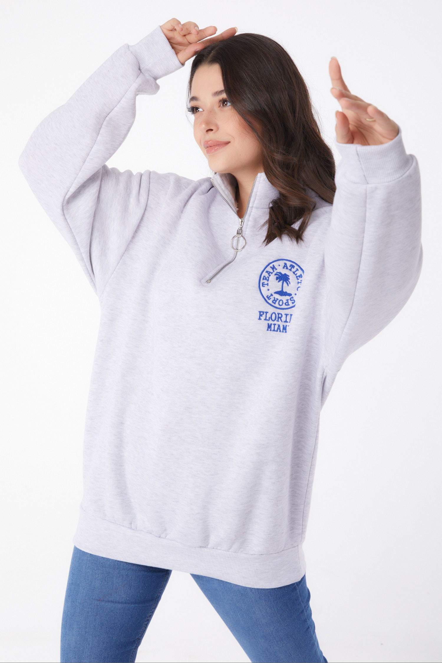 Düz Yarım Balıkçı Yaka Kadın Gri Nakışlı Sweatshirt - 26050 - 2