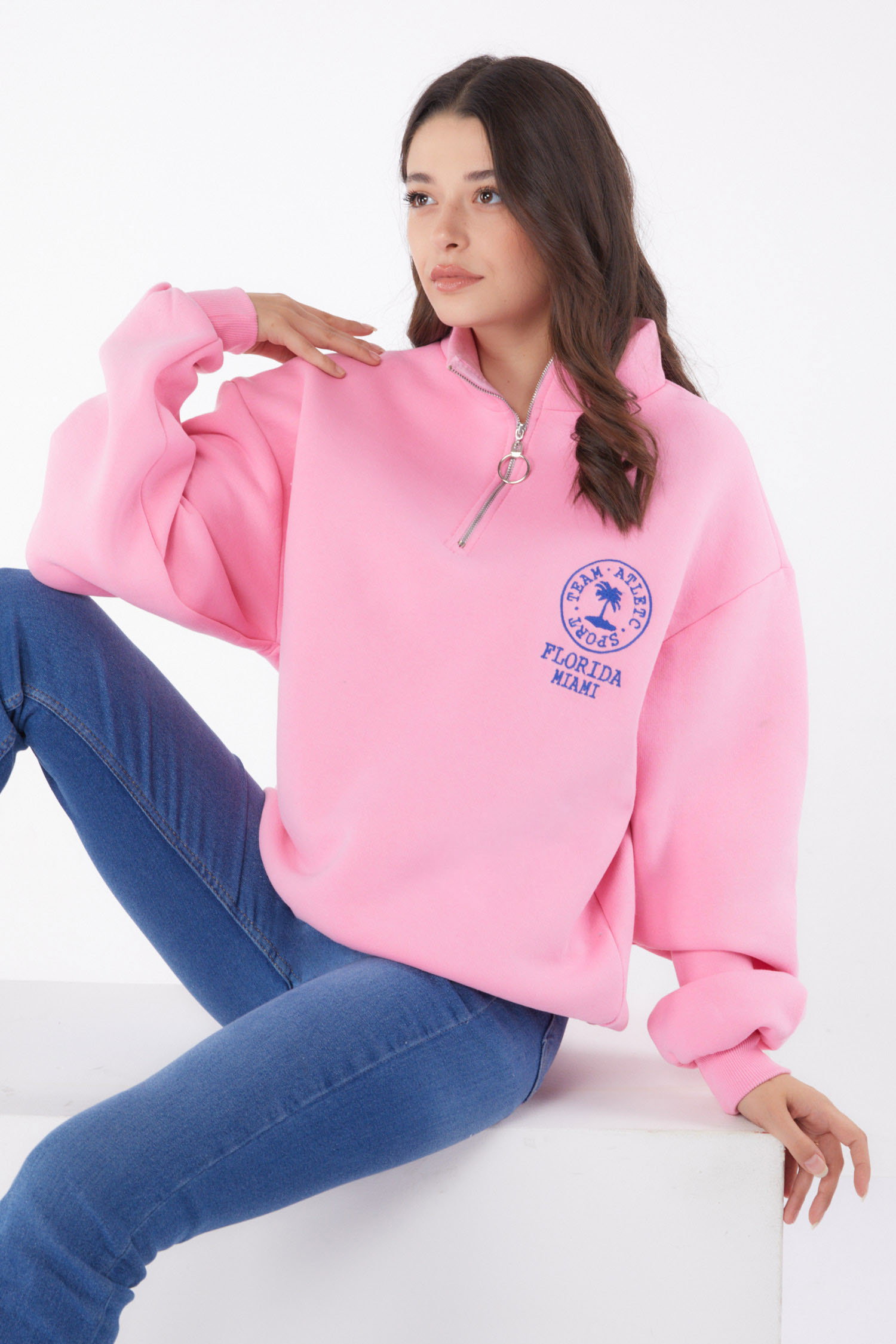Düz Yarım Balıkçı Yaka Kadın Pembe Nakışlı Sweatshirt - 26050 - 1