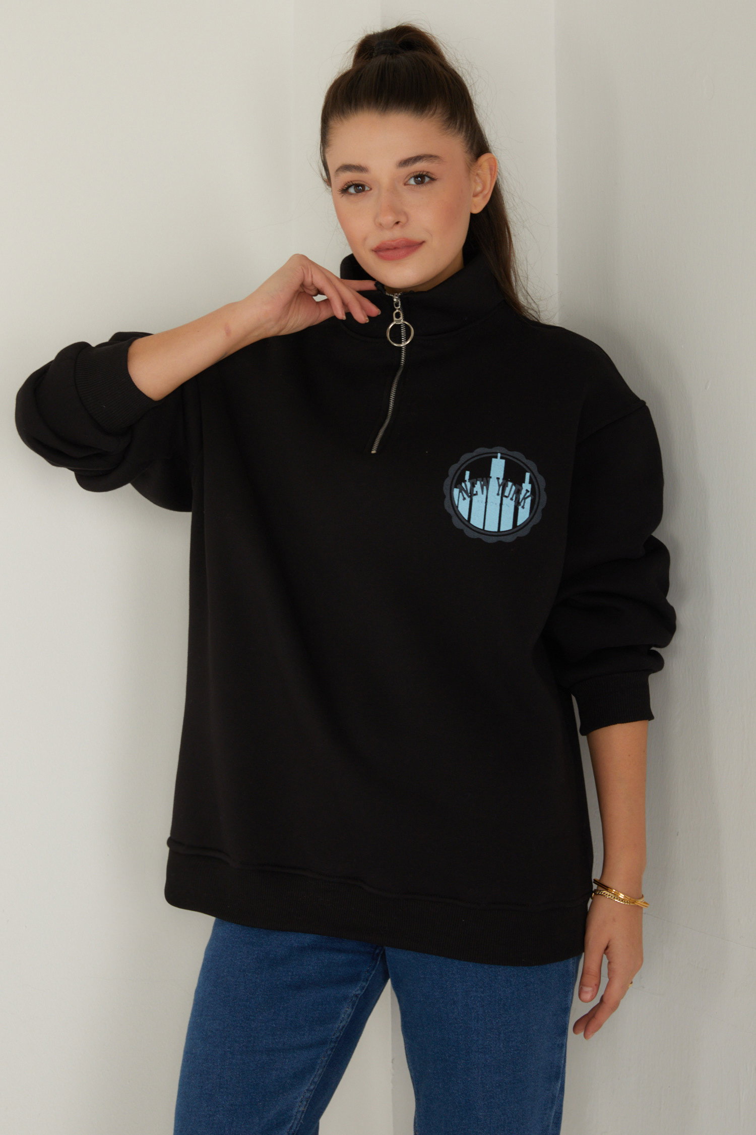 Düz Yarım Balıkçı Yaka Kadın Siyah Baskılı Sweatshirt - 26518 - 3