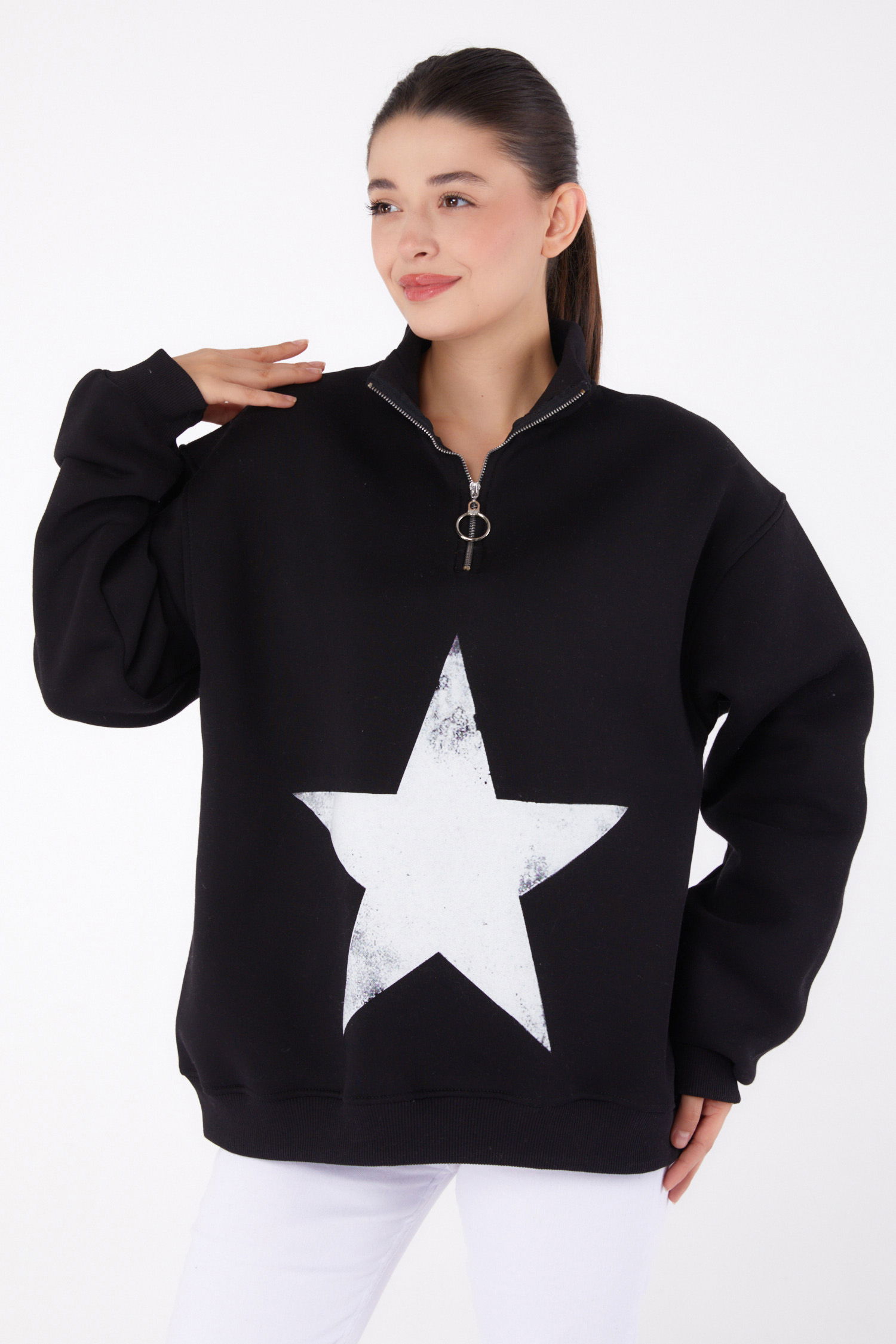 Düz Yarım Balıkçı Yaka Kadın Siyah Fermuarlı Baskılı Sweatshirt - 26385 - 2