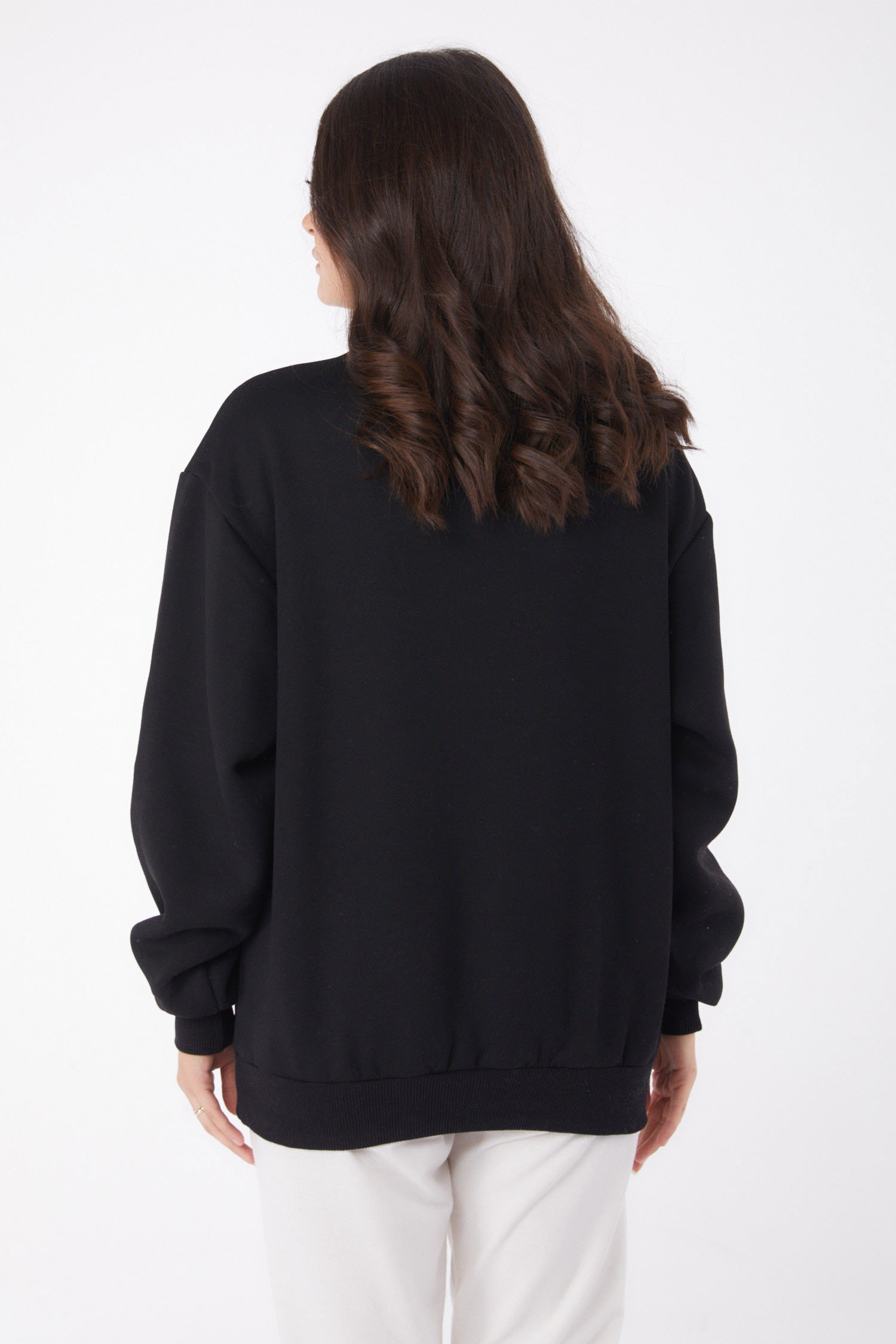 Düz Yarım Balıkçı Yaka Kadın Siyah Nakışlı Sweatshirt - 26050 - 4