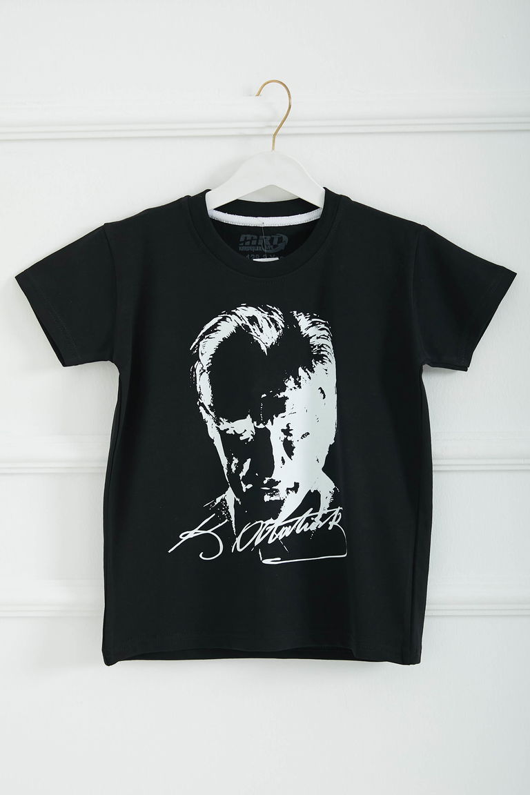 Erkek Çocuk Siyah Bisiklet Yaka Atatürk Baskılı Kısa Kollu Unisex T-Shirt - 26847 - TOFİSA