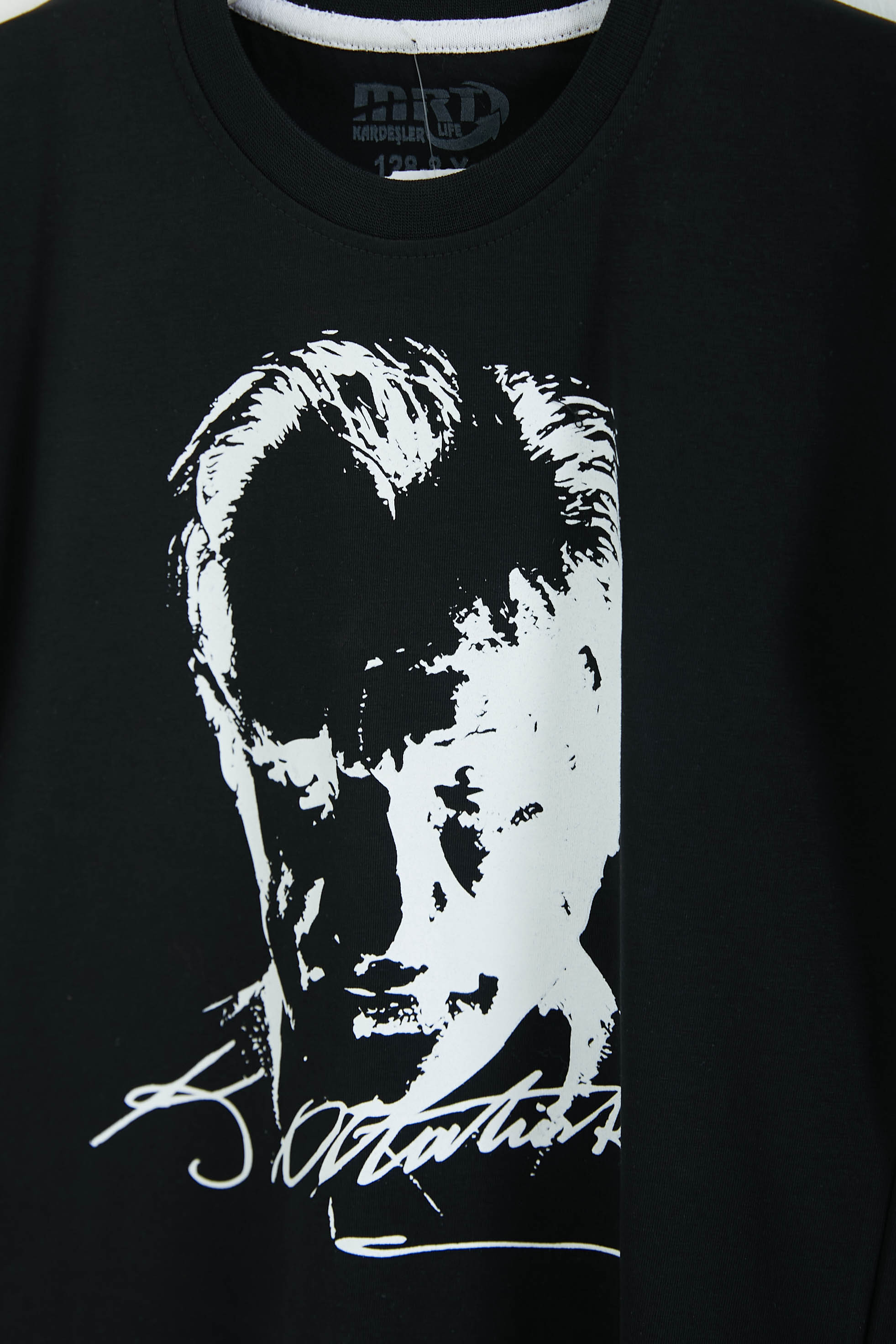 Erkek Çocuk Siyah Bisiklet Yaka Atatürk Baskılı Kısa Kollu Unisex T-Shirt - 26847 - 2