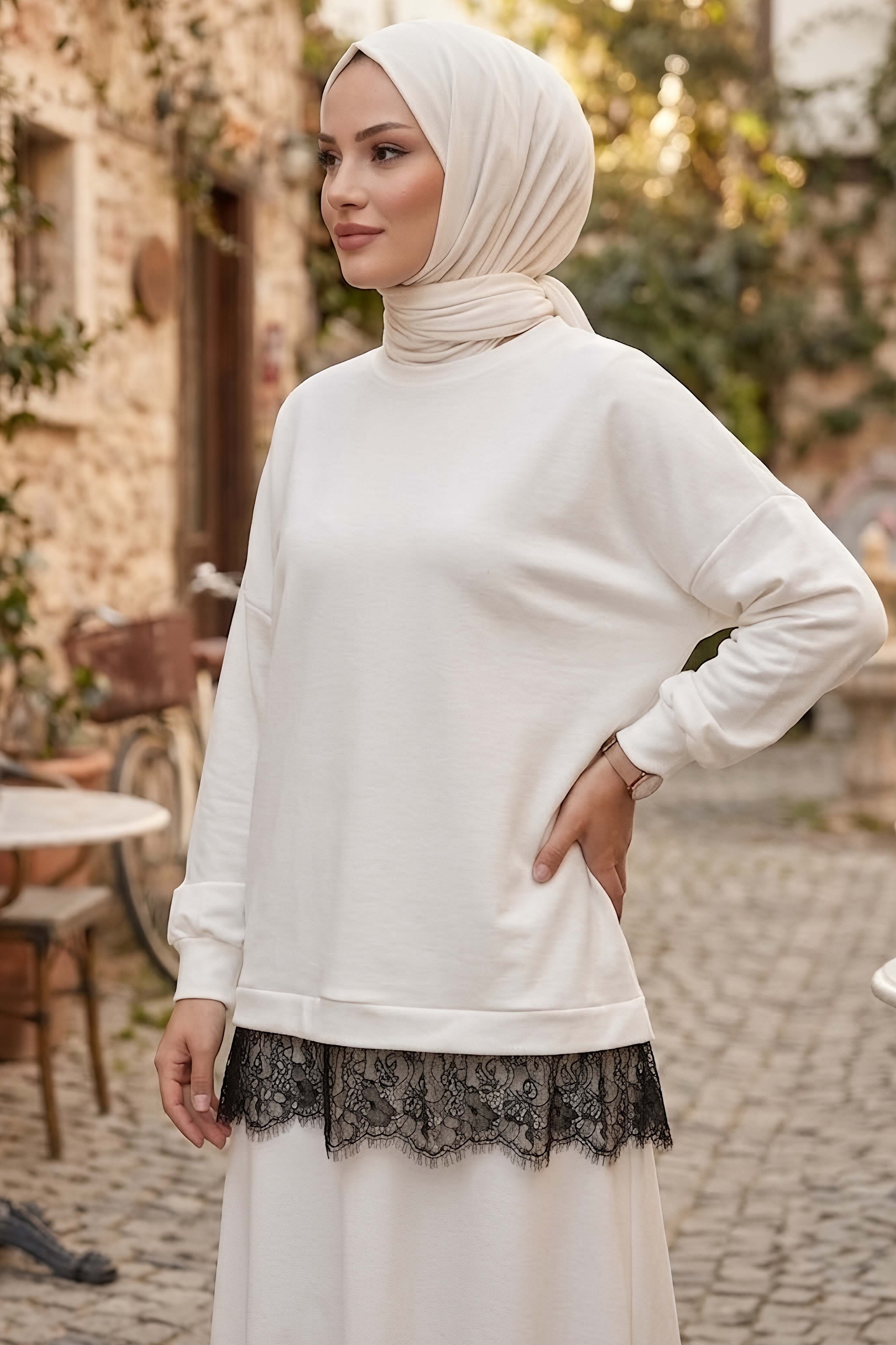 Eteği Dantelli Modal Tunik Beyaz - 28862-BEYAZ - 2