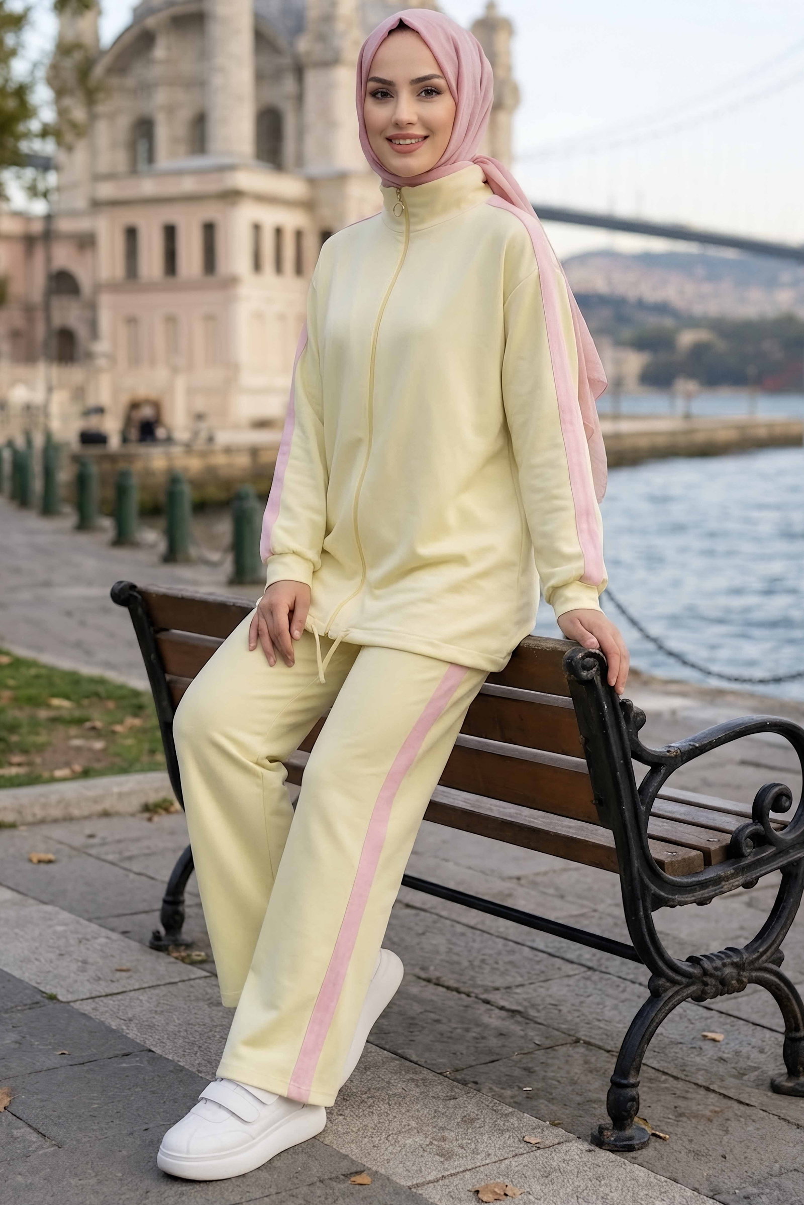 Eteği Tünel Bağcık Detaylı Oysh Modal Takım Sari - 29161-SARI - 2