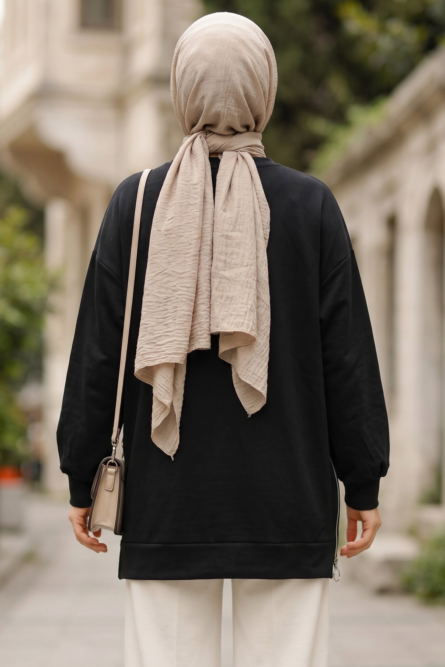 Fermuarlı Ve Garnili Modal Tunik Siyah - 29299-SIYAH - 3