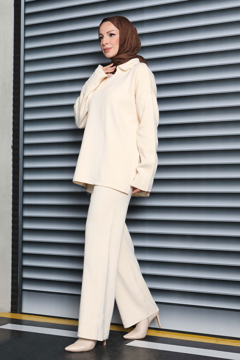 Fitilli Yanları Yırtmaçlı Triko Takım - 27923-KREM - TOFİSA