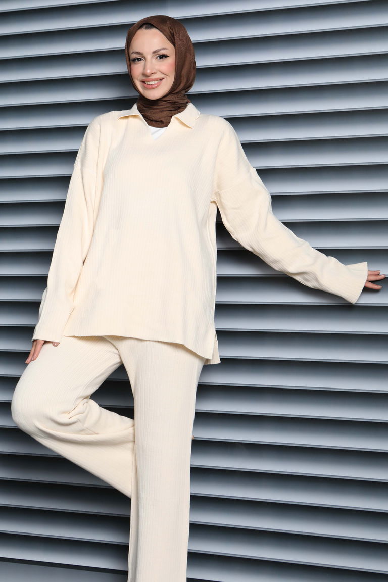 Fitilli Yanları Yırtmaçlı Triko Takım - 27923-KREM - TOFİSA