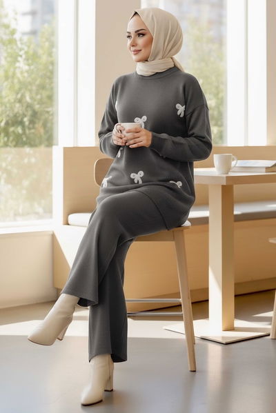 Fiyonklu Nakışlı İkili Triko Takım - 28032-ANTRASIT 