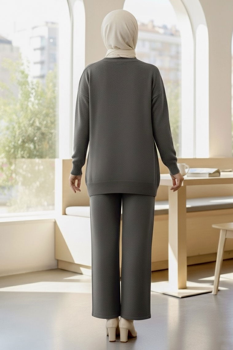 Fiyonklu Nakışlı İkili Triko Takım - 28032-ANTRASIT - TOFİSA