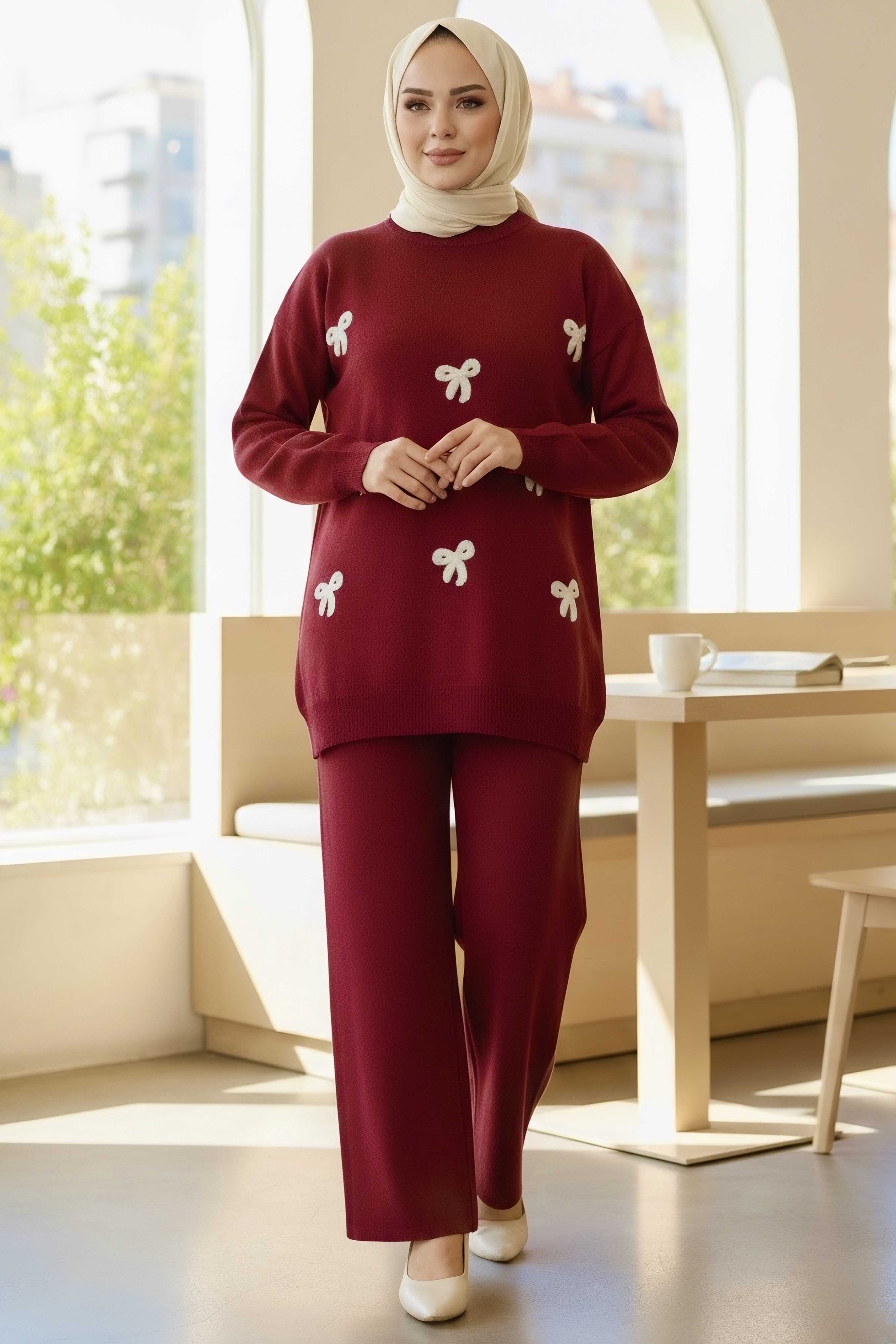 Fiyonklu Nakışlı İkili Triko Takım - 28032-BORDO - 2