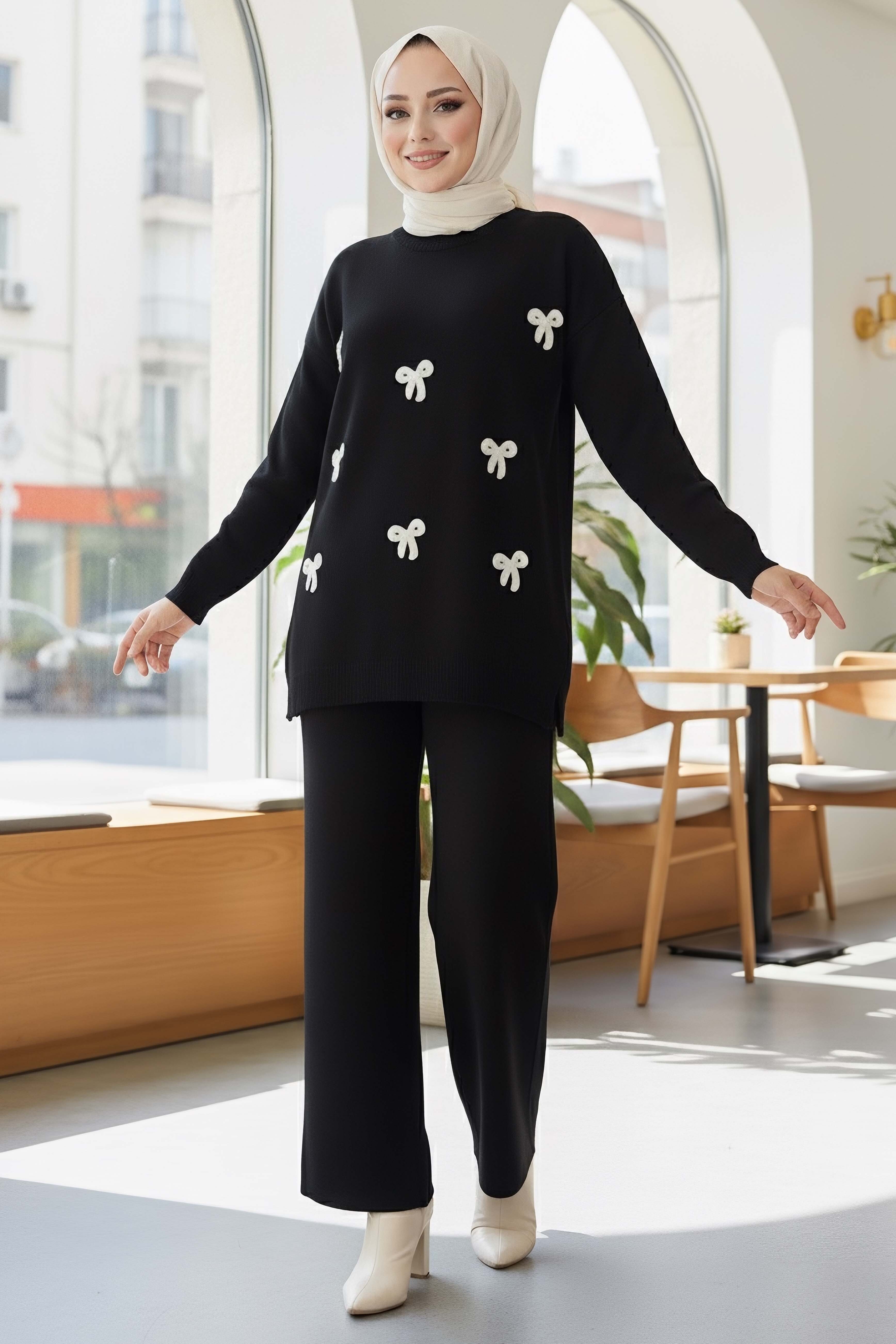 Fiyonklu Nakışlı İkili Triko Takım - 28032-SIYAH - 2