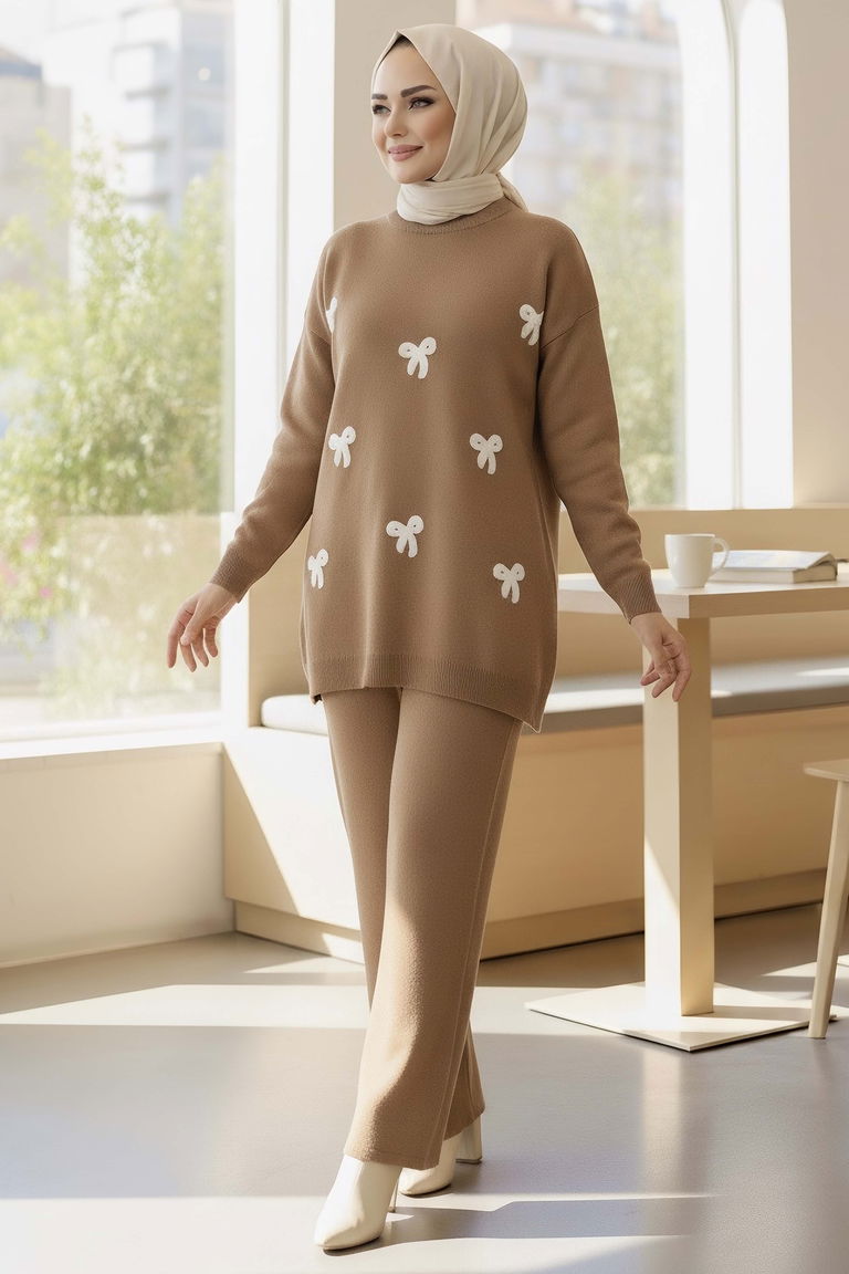 Fiyonklu Nakışlı İkili Triko Takım - 28032-VIZON - TOFİSA