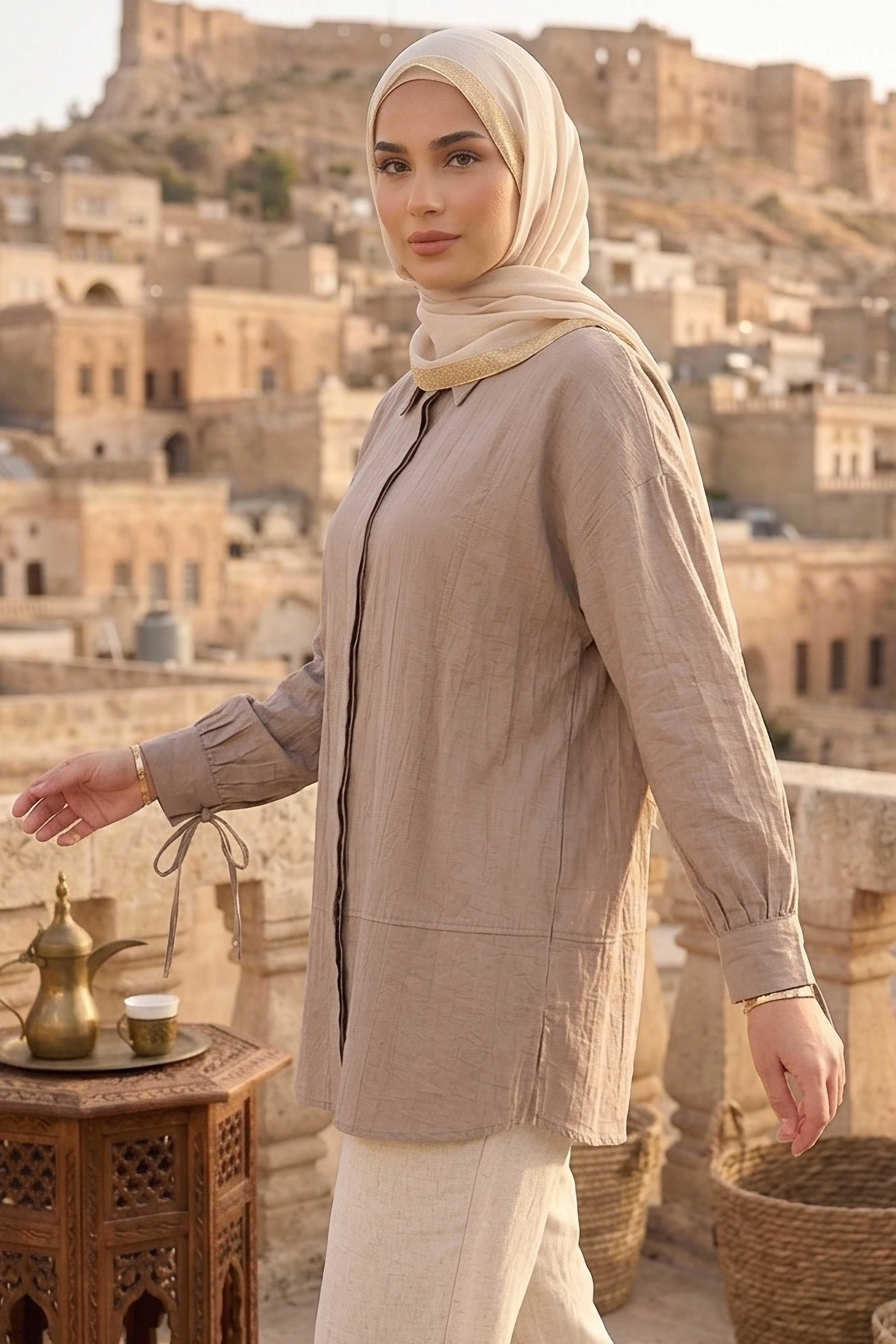 Gizli Düğmeli Çilek Tunik - 1305-BEJ - 2