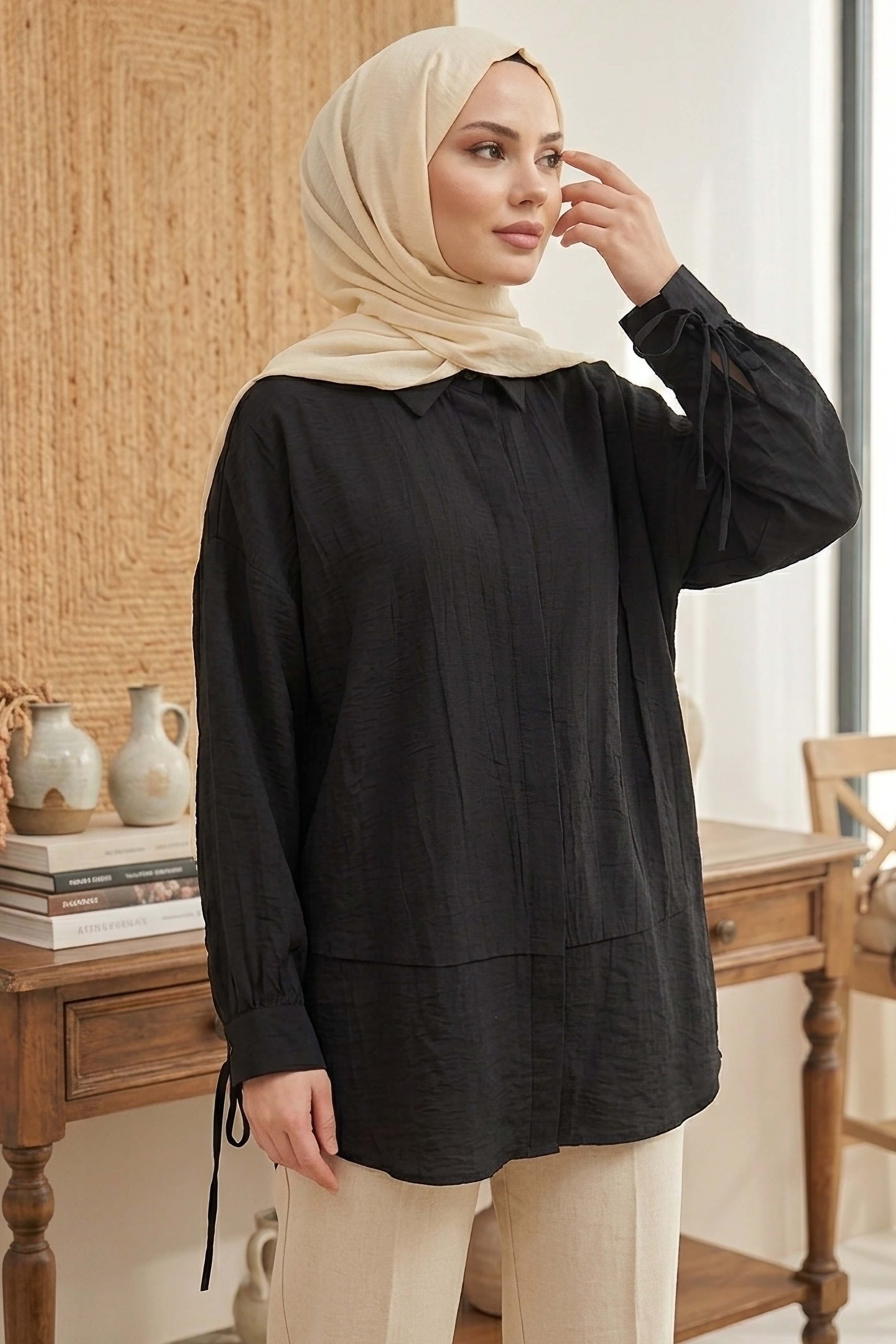 Gizli Düğmeli Çilek Tunik - 1305-SIYAH - 1