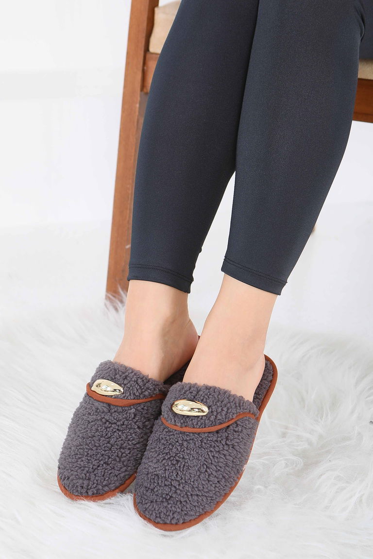 Kadın Antrasit Tokalı Peluş Ev Terliği - 27912-ANTRASIT - TOFİSA