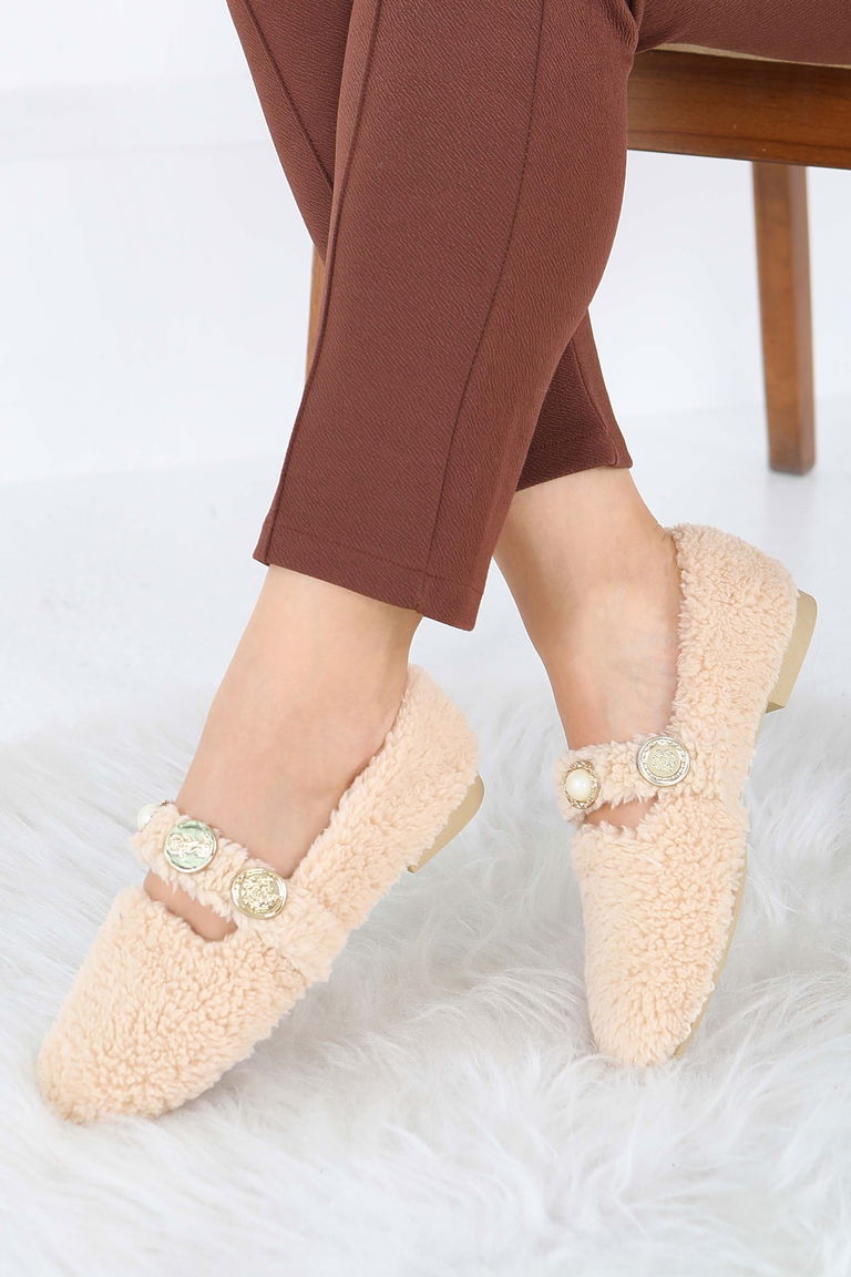 Kadın Bej İnci Ve Tuğra Detaylı Peluş Babet - 27911-BEJ - TOFİSA
