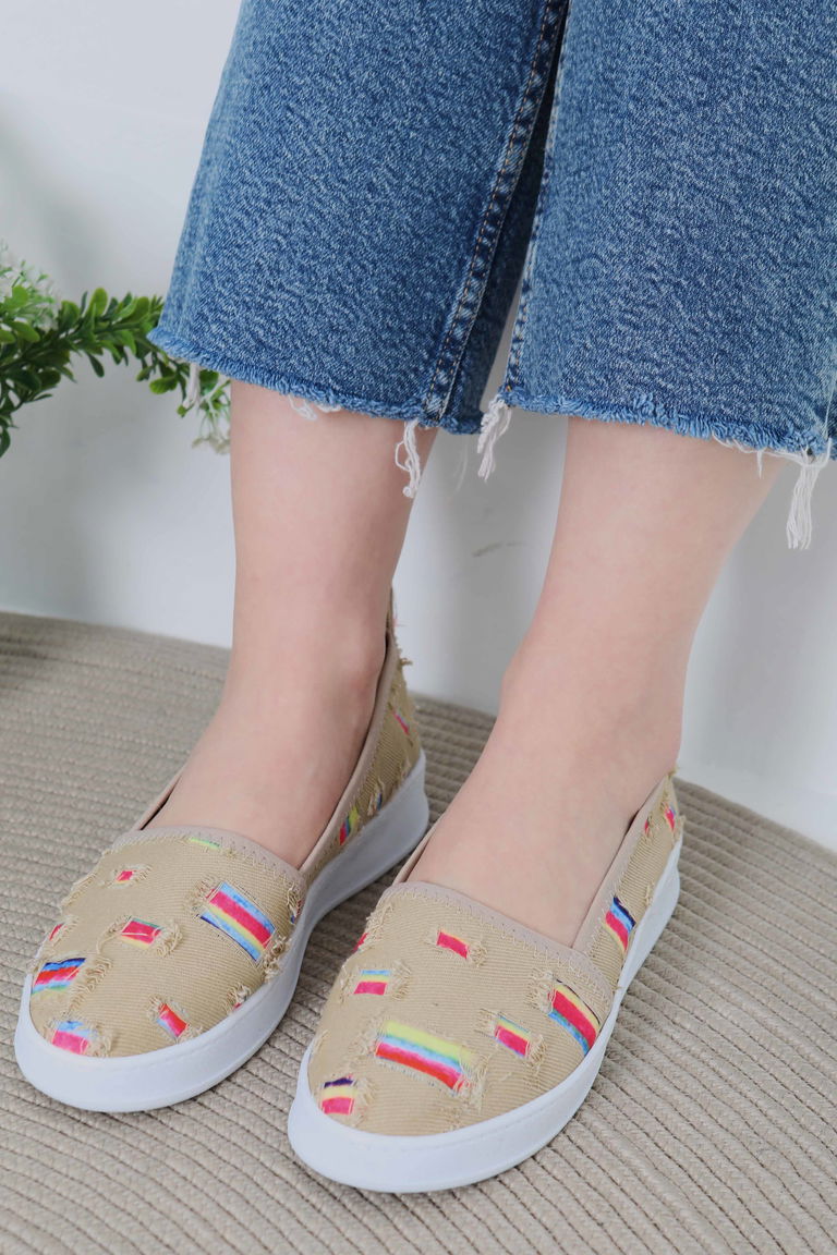 Kadın Bej Kare Renk Detaylı Babet - 27078 - TOFİSA