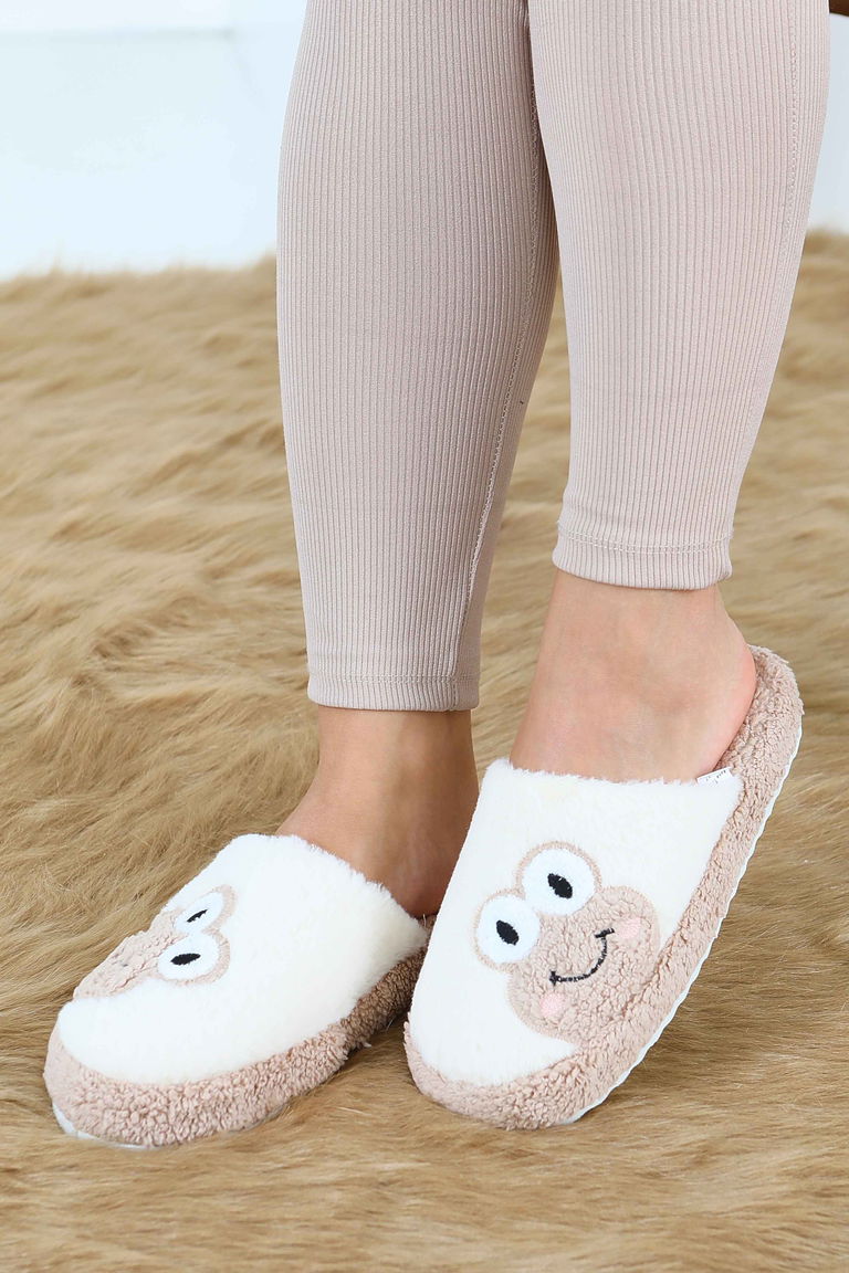 Kadın Bej Kurbağa İşlemeli Ev Terliği - 27779-BEJ - TOFİSA