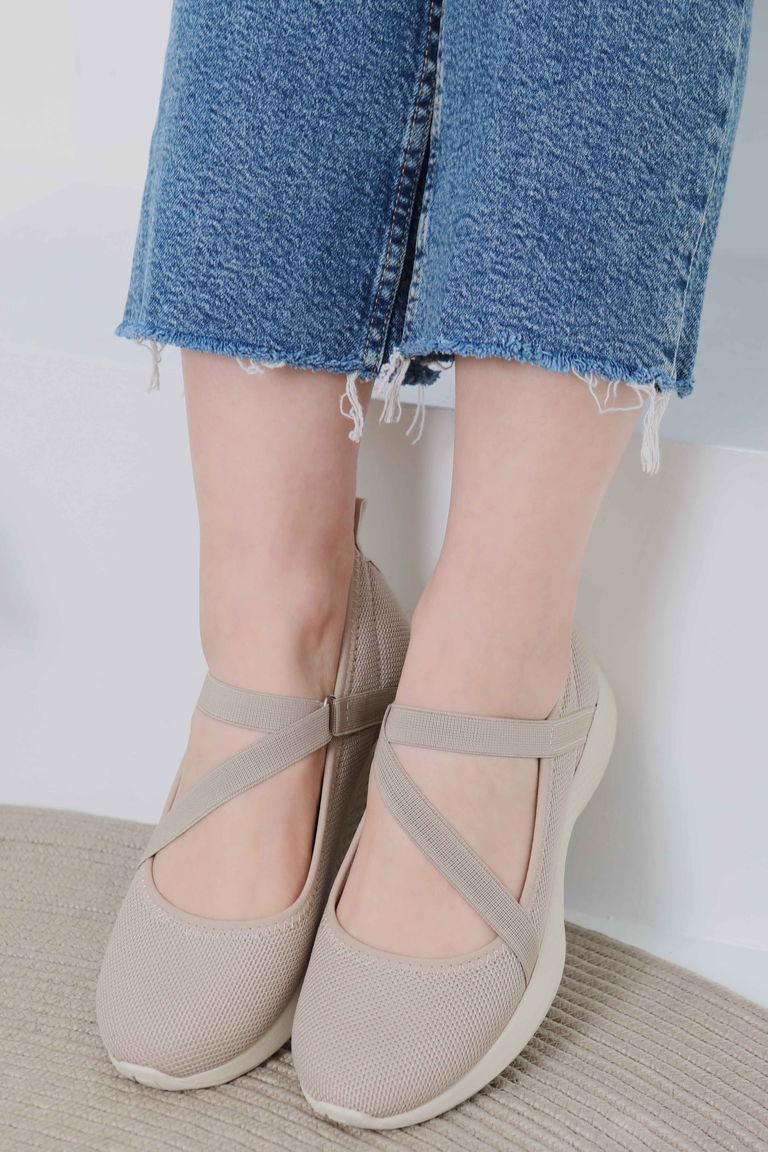 Kadın Bej Lastikli Ayakkabı - 27067 - TOFİSA