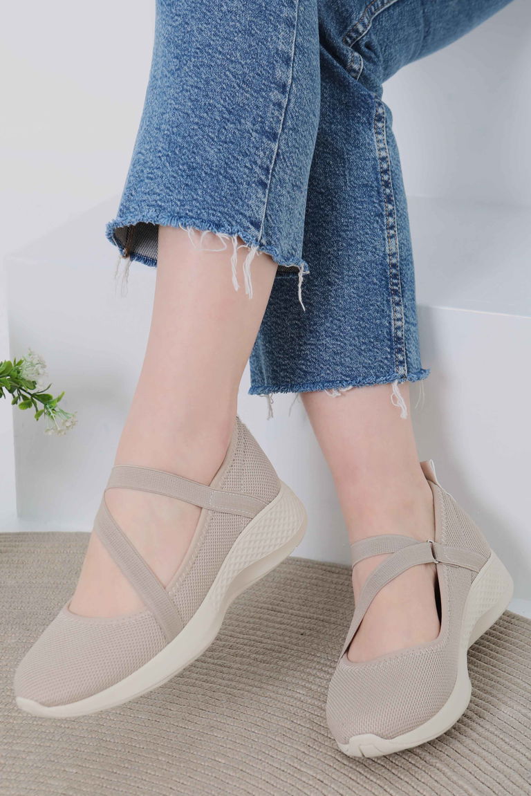 Kadın Bej Lastikli Ayakkabı - 27067 - TOFİSA