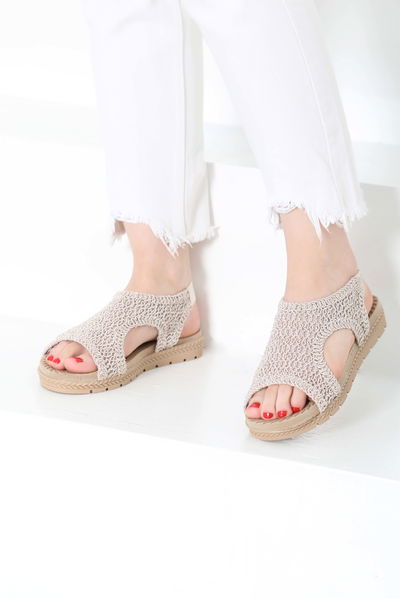 Kadın Bej Nakış Hasırlı Sandalet - 27156 