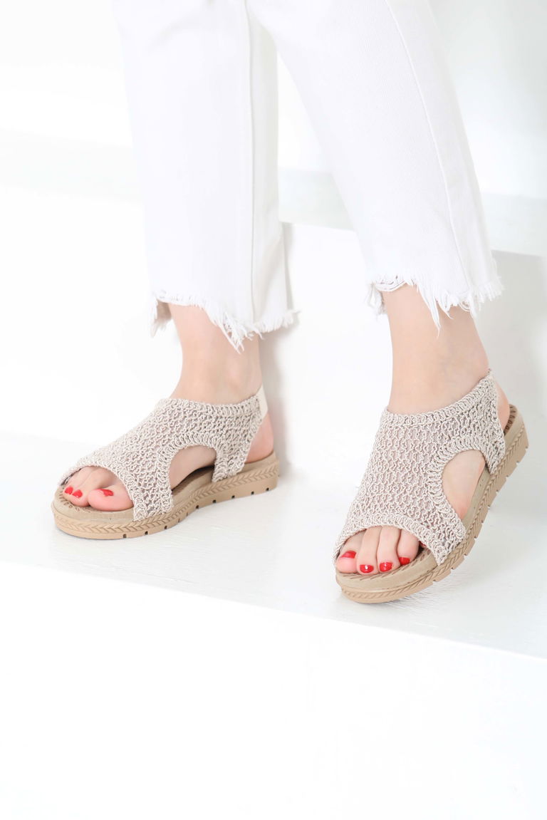 Kadın Bej Nakış Hasırlı Sandalet - 27156 - TOFİSA
