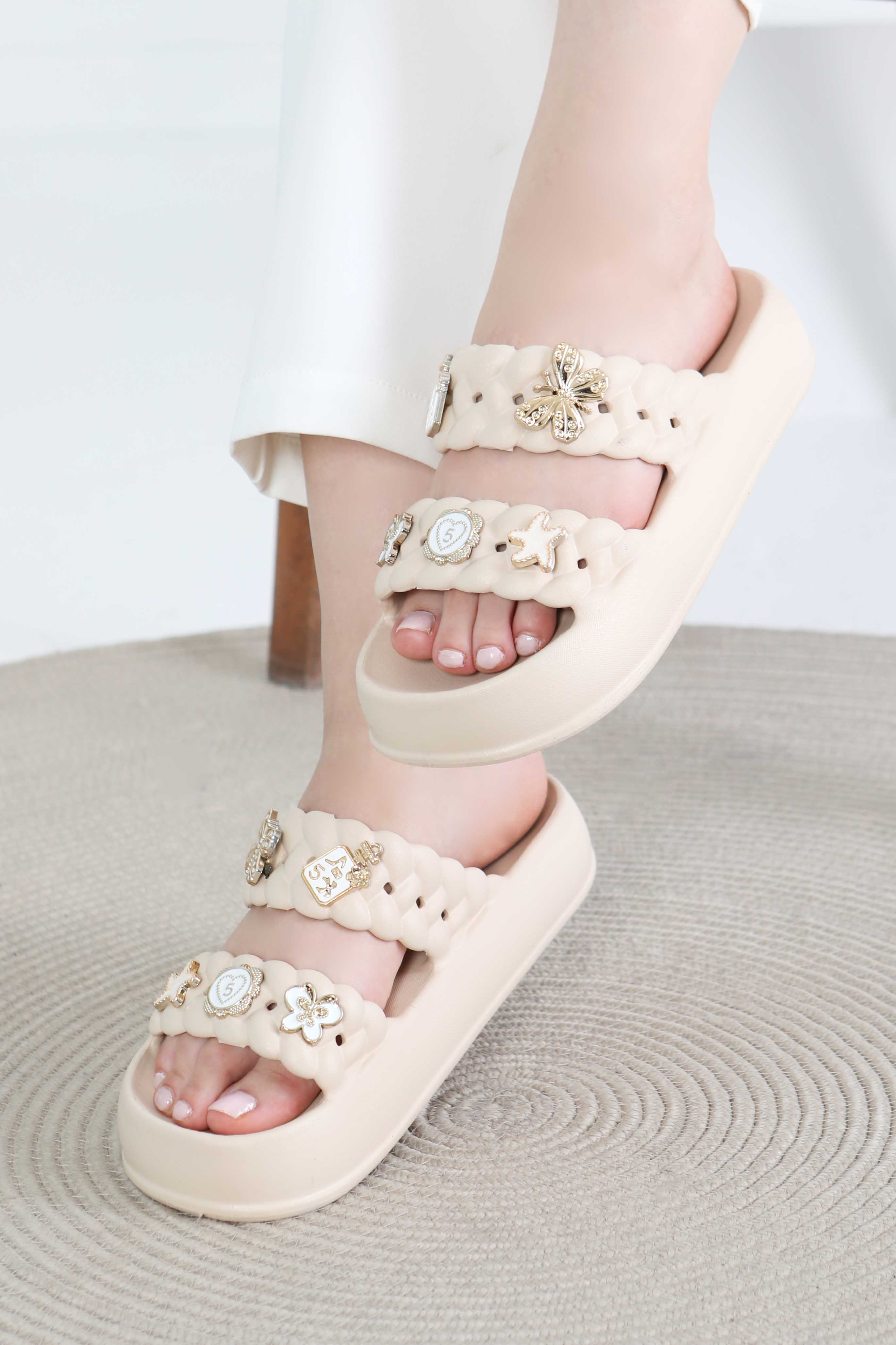 Kadın Bej Tokalı Terlik - 27417 - 3