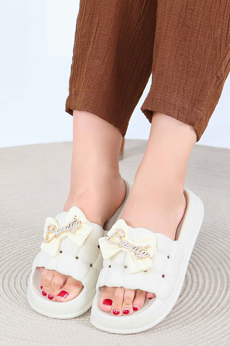 Kadın Bej Tokalı Terlik - 27564 - TOFİSA