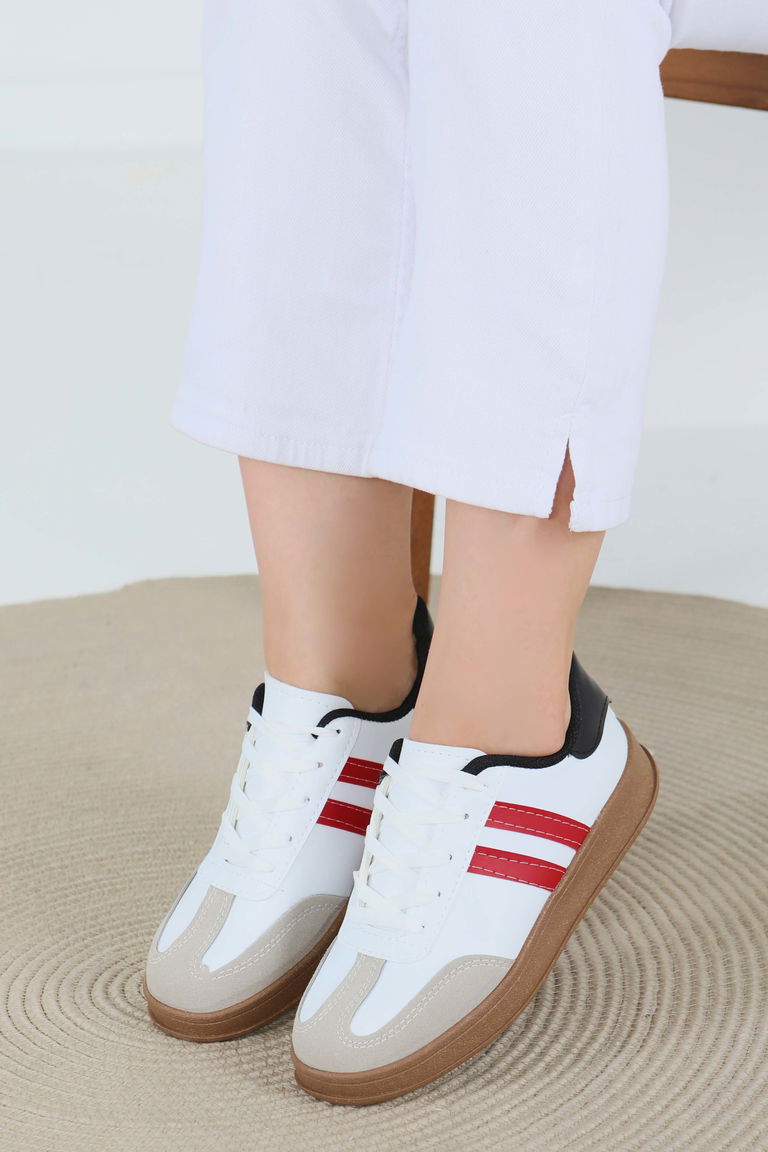 Kadın Beyaz Kirmizi Süet Detaylı Ayakkabı - 27480 - TOFİSA