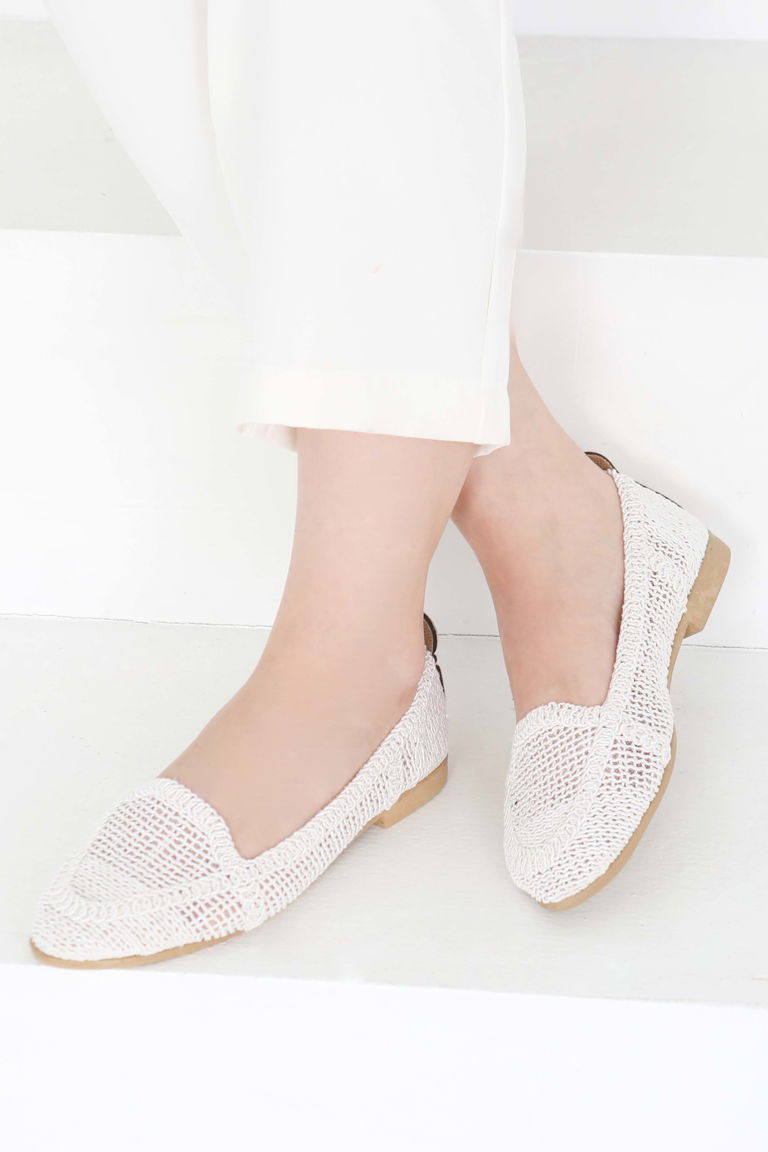 Kadın Beyaz Örgülü Babet - 27241 - TOFİSA