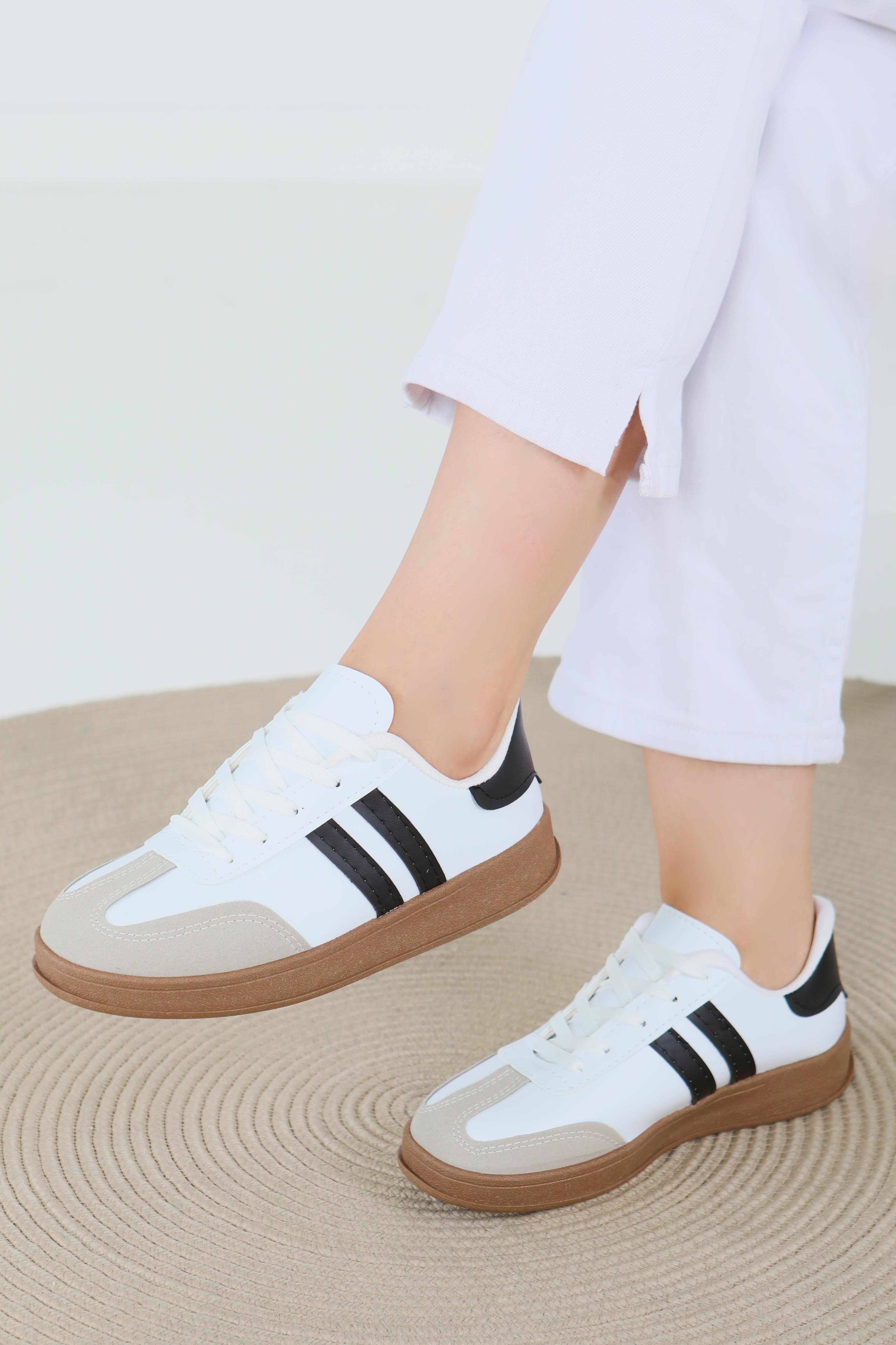 Kadın Beyaz Siyah Süet Detaylı Ayakkabı - 27480 - 4