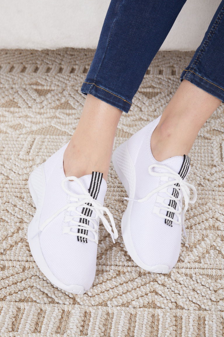 Kadın Beyaz Spor Ayakkabı - 27070 - TOFİSA