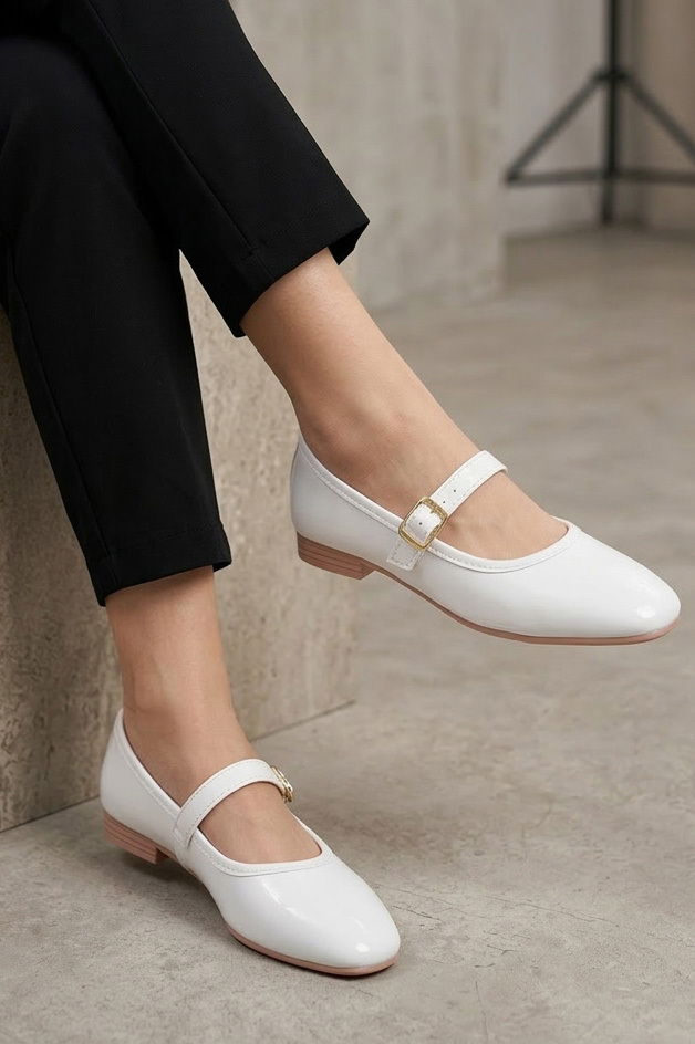 Kadın Beyaz Suni Deri Rugan Babet - 28337-BEYAZ - 1