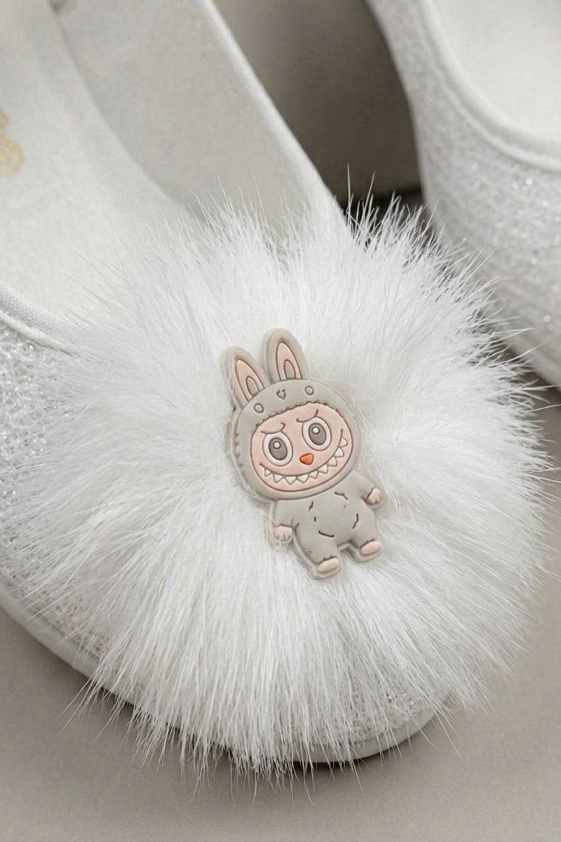 Kadın Beyaz Tüy Detaylı Cırtlı Babet - 28303-BEYAZ - 3