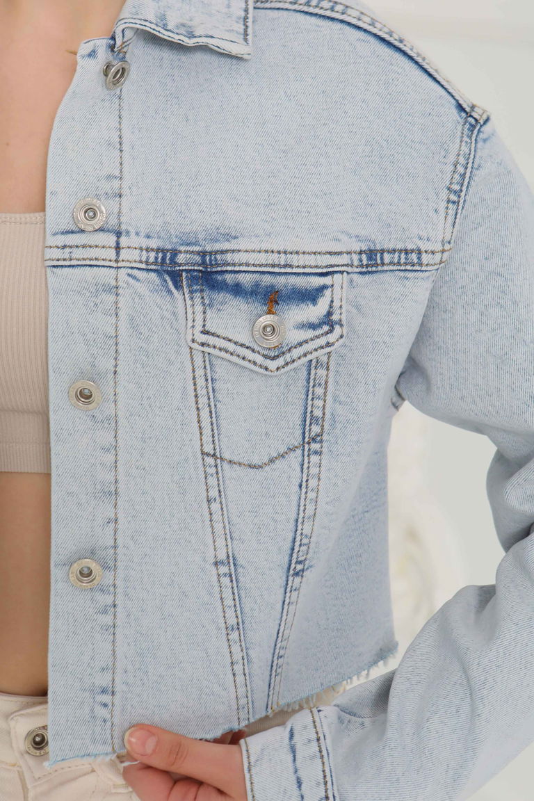 Kadın Çift Cepli Lazer Kesim Crop Kot Ceket - 26582 - TOFİSA