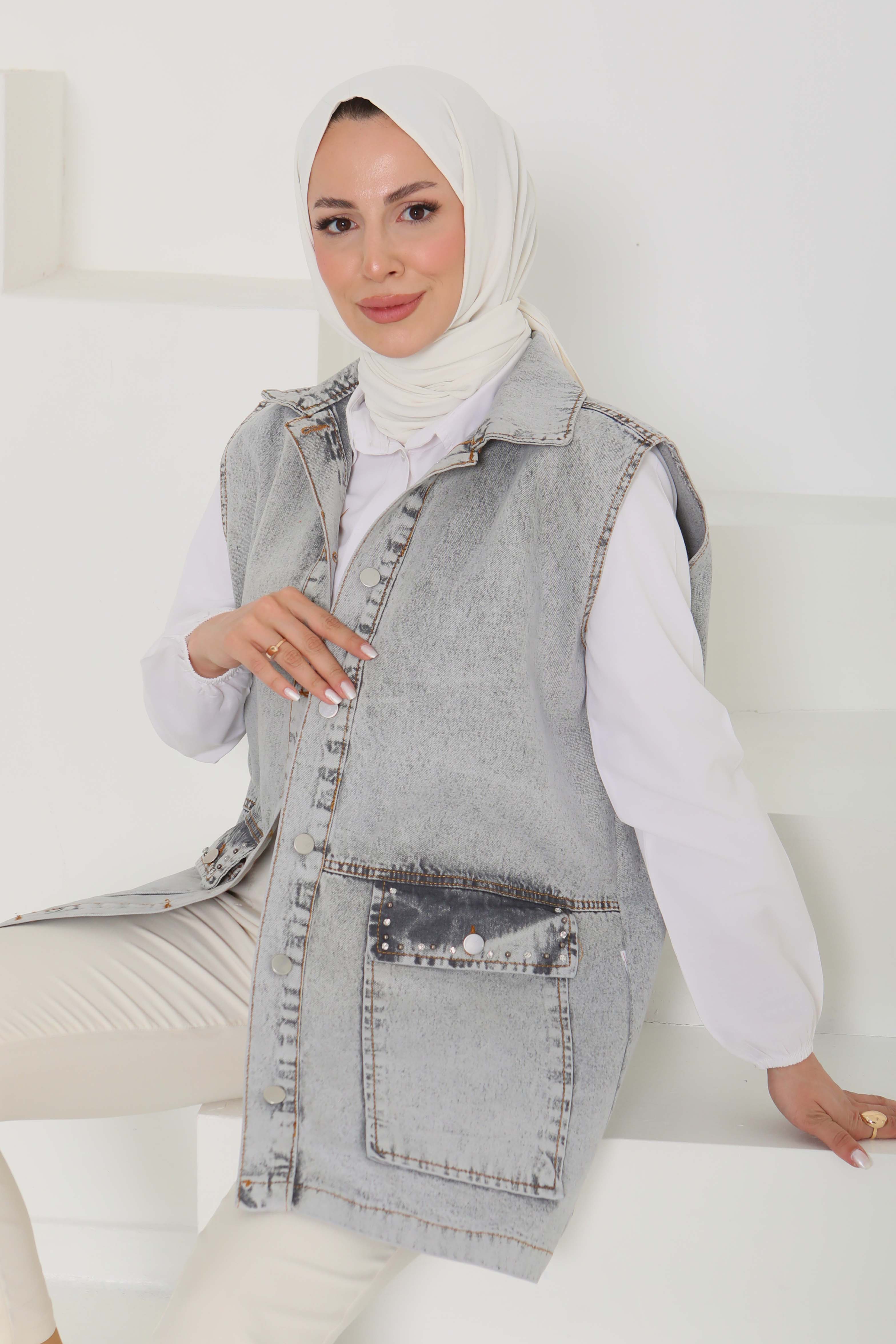 Kadın Geniş Cep Taş Detay Kot Yelek - 26581 - 1