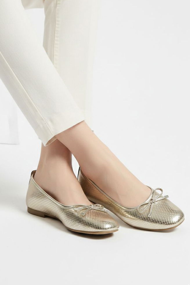 Kadın Gold Fiyonklu Parlak Babet - 28233-GOLD - 2