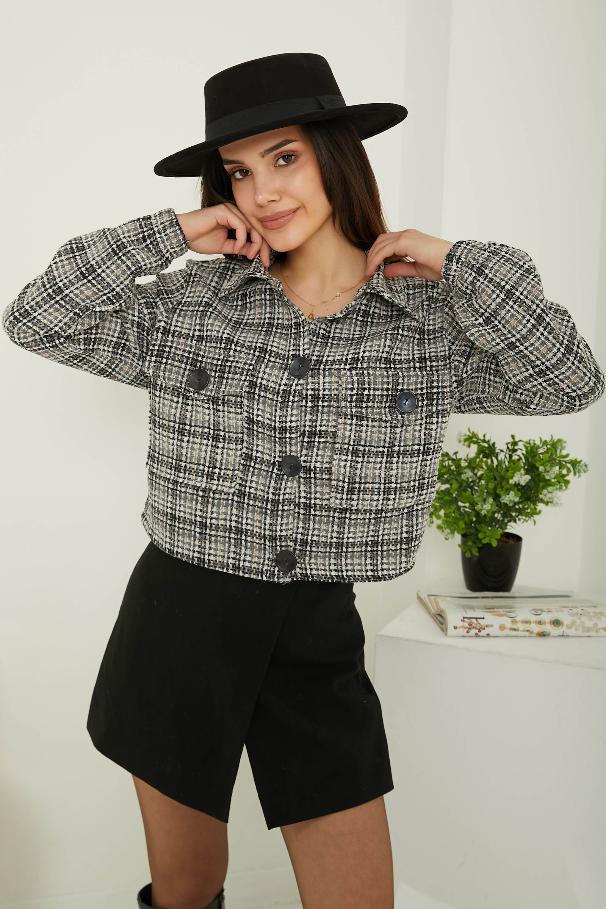 Kadın Gömlek Yaka Düğmeli Şanel Ceket Siyah - 13361 - 1