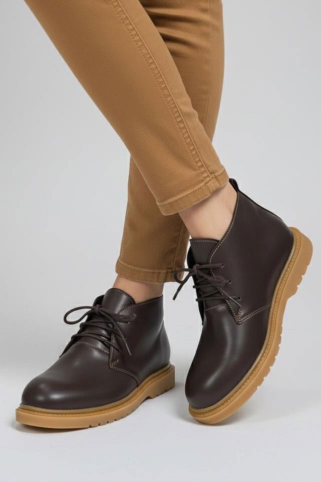 Kadın Kahve Bağcıklı Yarım Cilt Rugan Bot - 27907-KAHVE - TOFİSA