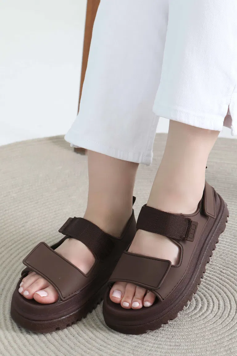 Kadın Kahve Cırt Cırtlı Sandelet - 27419 - TOFİSA