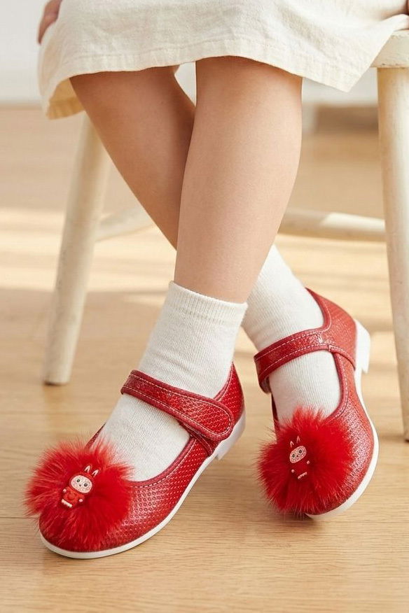 Kadın Kirmizi Tüy Detaylı Cırtlı Babet - 28303-KIRMIZI - 1