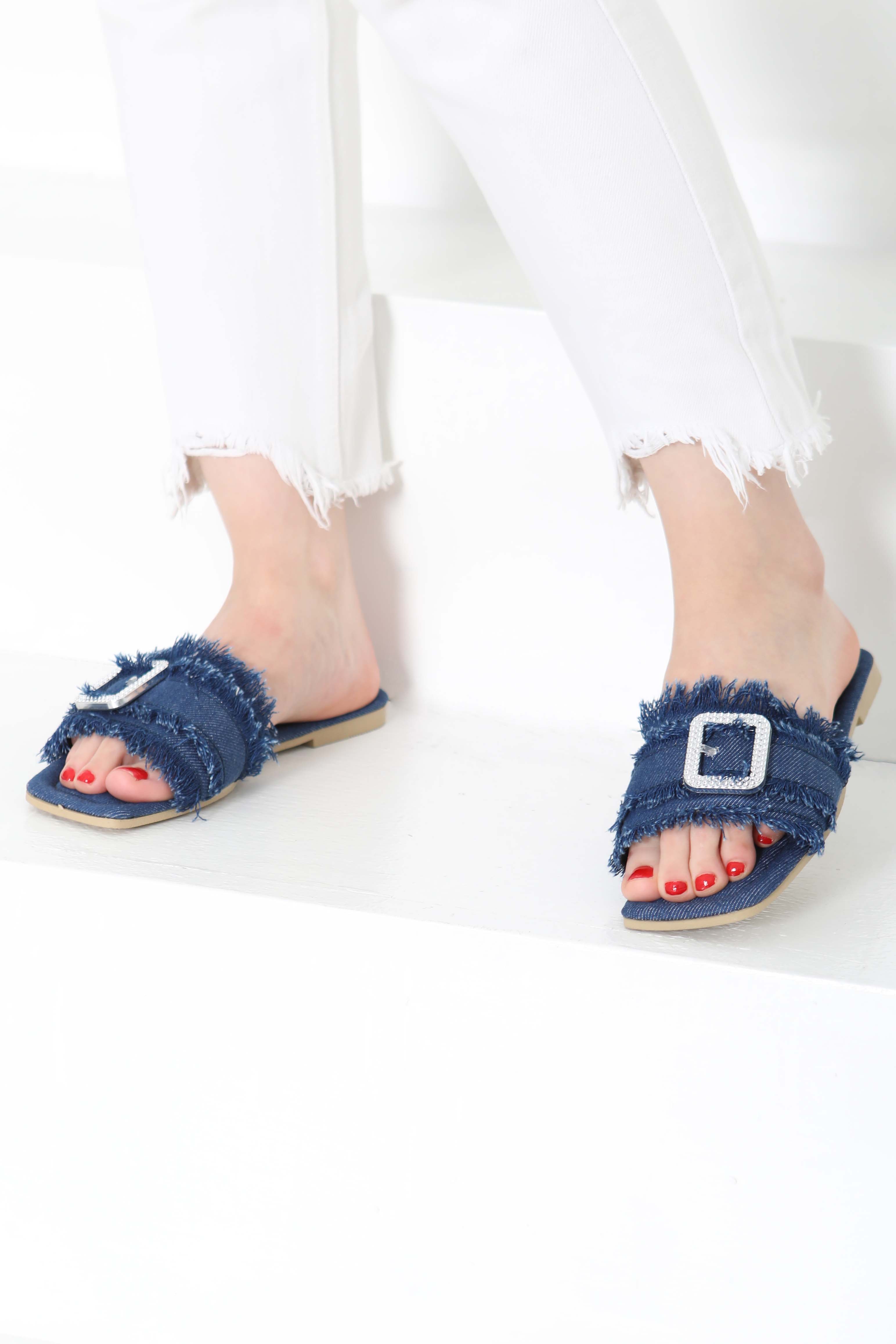 Kadın Koyu Mavi Tokalı Kot Terlik - 27159 - 2