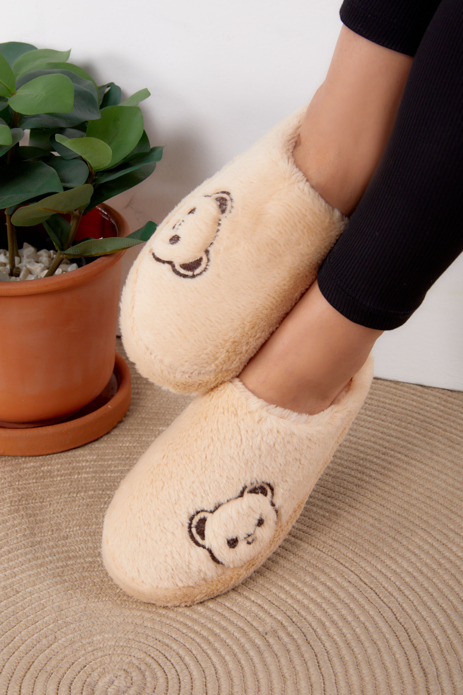 Kadın Krem Peluş Ayıcıklı Ev Terliği - 26296 - 1