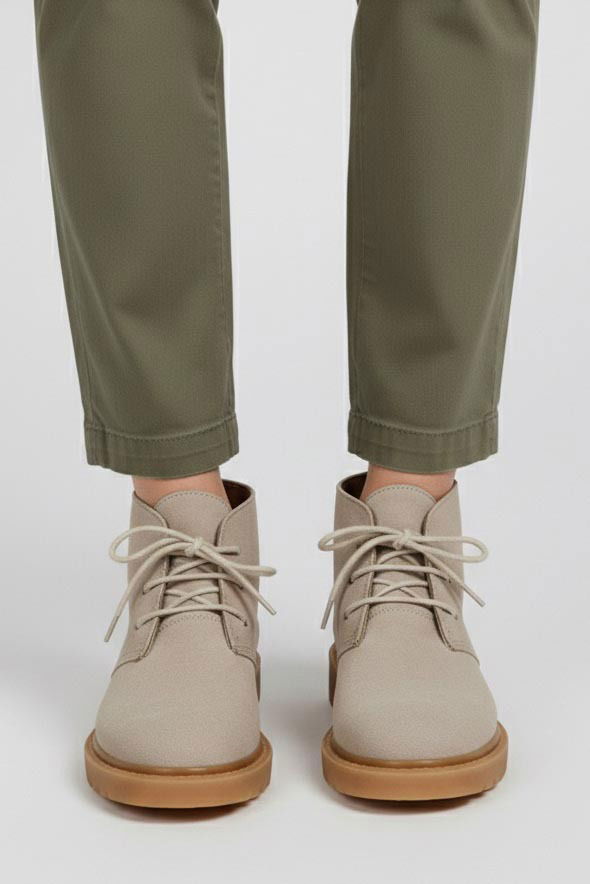 Kadın Krem Bağcıklı Yarım Süet Bot - 27906-KREM - TOFİSA