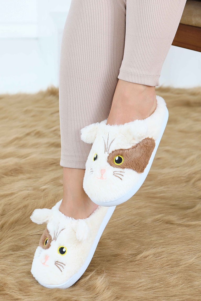 Kadın Krem Kedi İşleme Detaylı Ev Terliği - 27778-KREM - TOFİSA