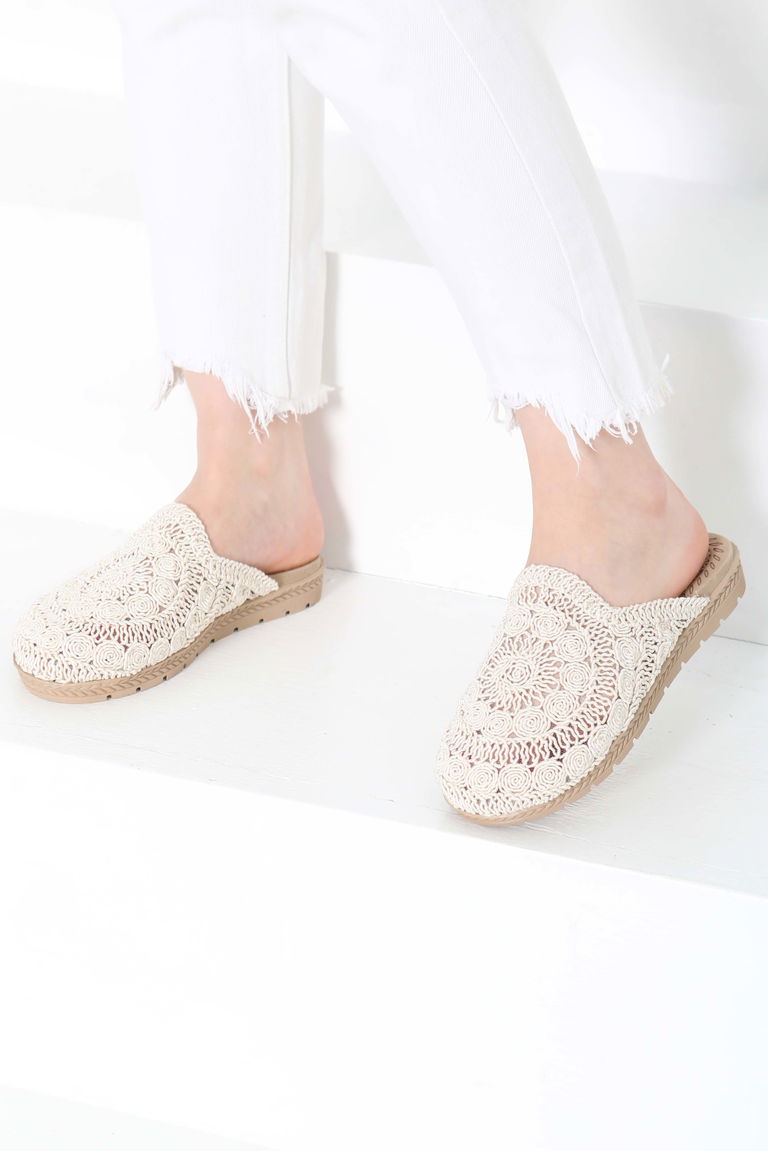 Kadın Krem Nakış Hasırlı Terlik - 27158 - TOFİSA