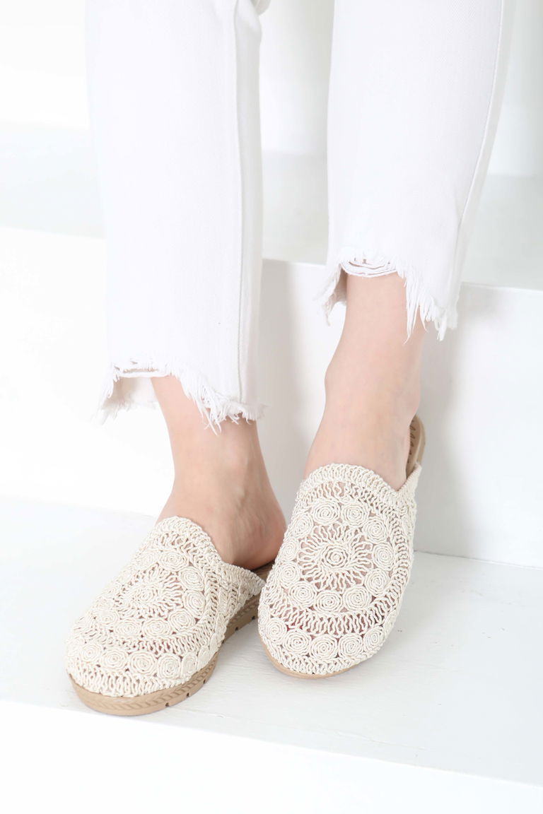 Kadın Krem Nakış Hasırlı Terlik - 27158 - TOFİSA