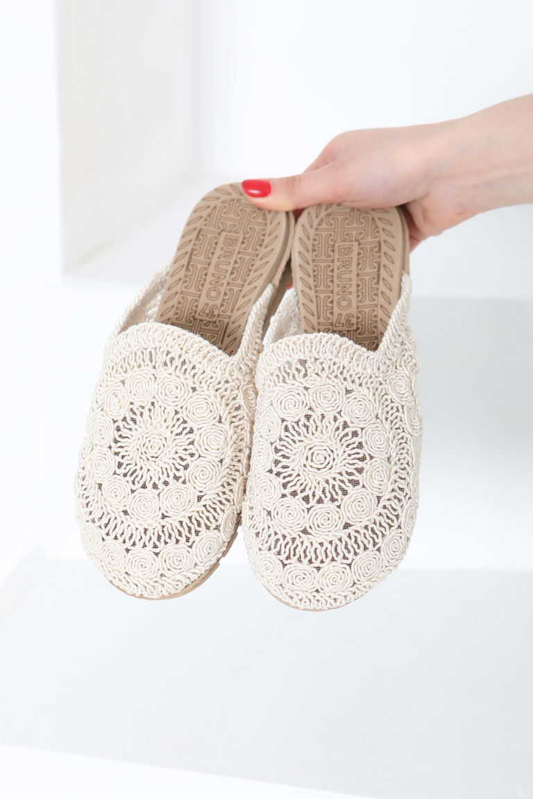 Kadın Krem Nakış Hasırlı Terlik - 27158 - TOFİSA